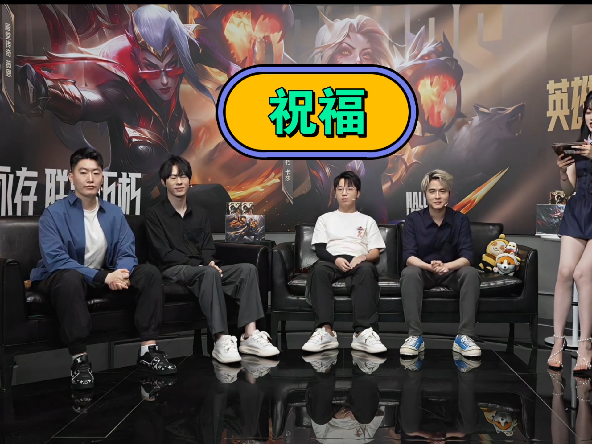 Uzi焦点对战，阿扎伦卡与40激战FPX分钟，最后时刻胜出胜负难料！观众掌声雷动(郑钦文对阿扎伦卡直播视频)