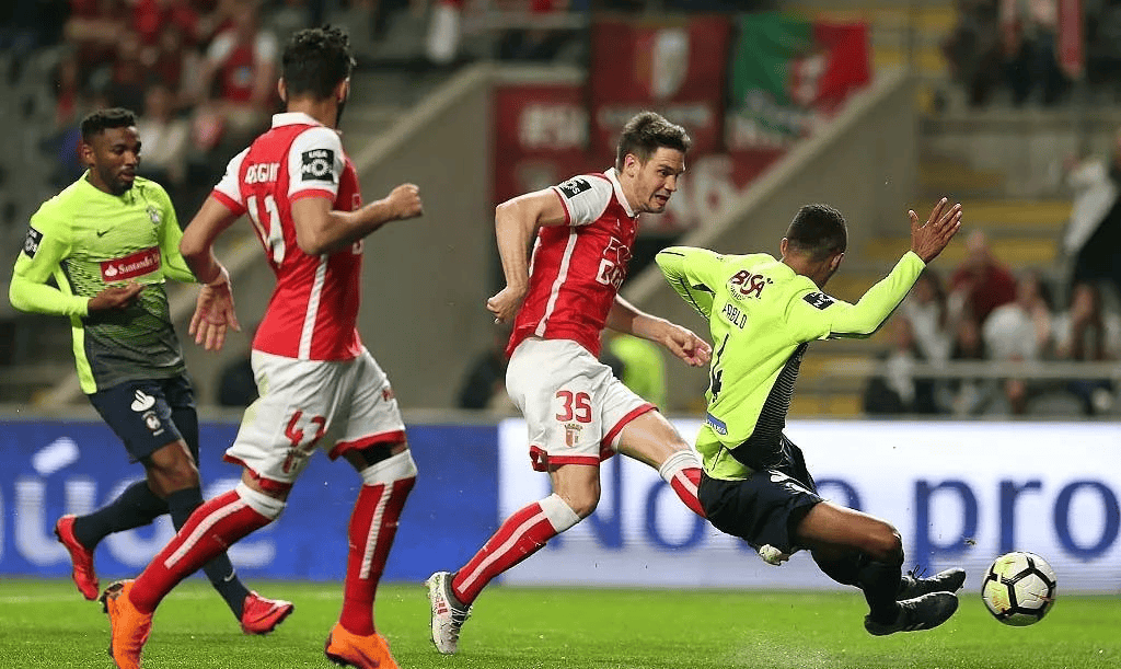 阿斯顿维拉迎葡超关键赛,关键时刻造点机会,引发热议,纪律约束更严格(阿斯顿维拉伤停) 阿斯顿维拉迎葡超关键赛,关键时刻造点机会,引发热议,纪律约束更严格(阿斯顿维拉伤停)