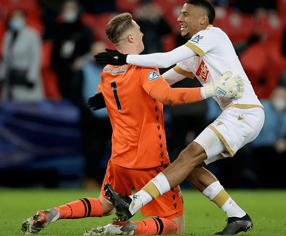 包含集结日达拉斯独行侠单刀错失——法国杯节点到来，压力陡增，阵容厚度经受考验的词条-九游体育入口